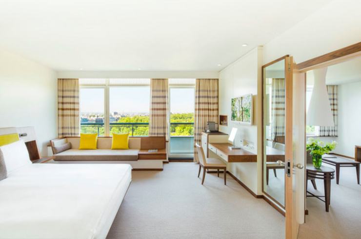 4 como hotel shambhala estateplume voyage