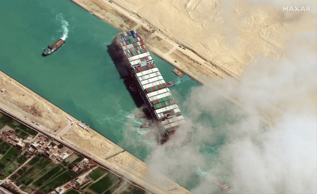 Blocage du Canal de Suez quelles conséquences sur le monde ? Forbes