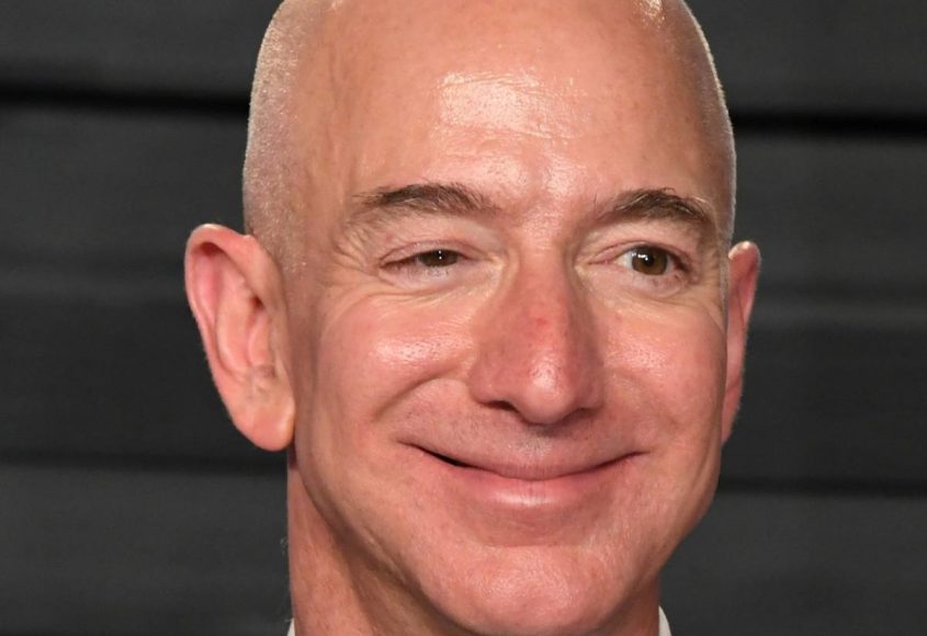 jeff bezos face paysage