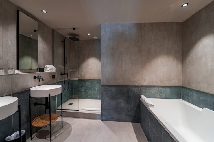 18bis premium suite