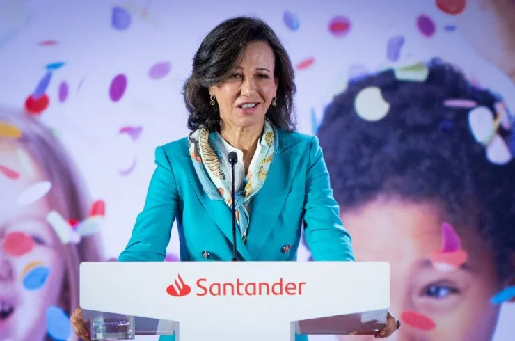 EXCLUSIF : le classement des 100 femmes les plus puissantes du monde ! MacKenzie Scott devance Kamala Harris et Christine Lagarde 8 Classement Forbes
