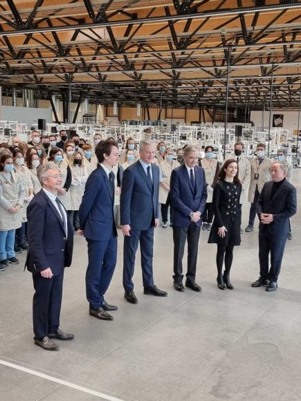 Louis Vuitton inaugure deux ateliers de maroquinerie en France