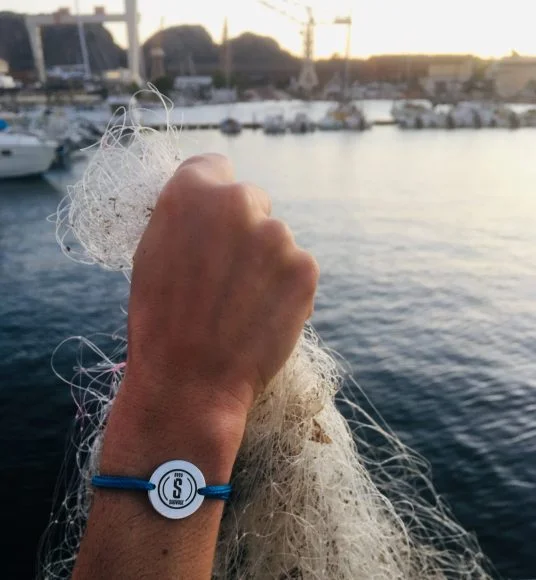 Sauvage Méditerranée, l'association qui transforme les déchets marins en bijoux 3 braceletfiletdepeche