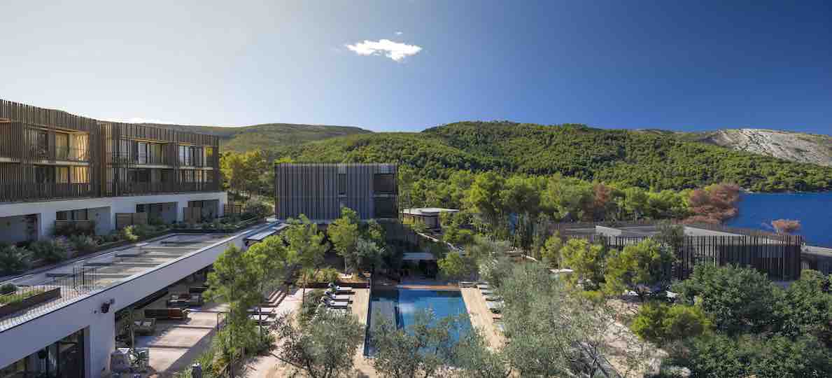 1 alliance de materiaux naturels et dun cadre preserve pour maslina resort jpg