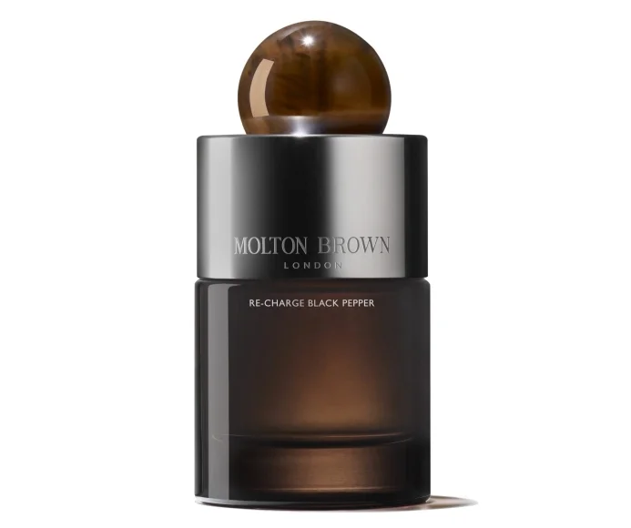 Molton Brown : l’expérience sensorielle du soin au parfum 3 100ml re charge black pepper eau de parfum e1659298097535