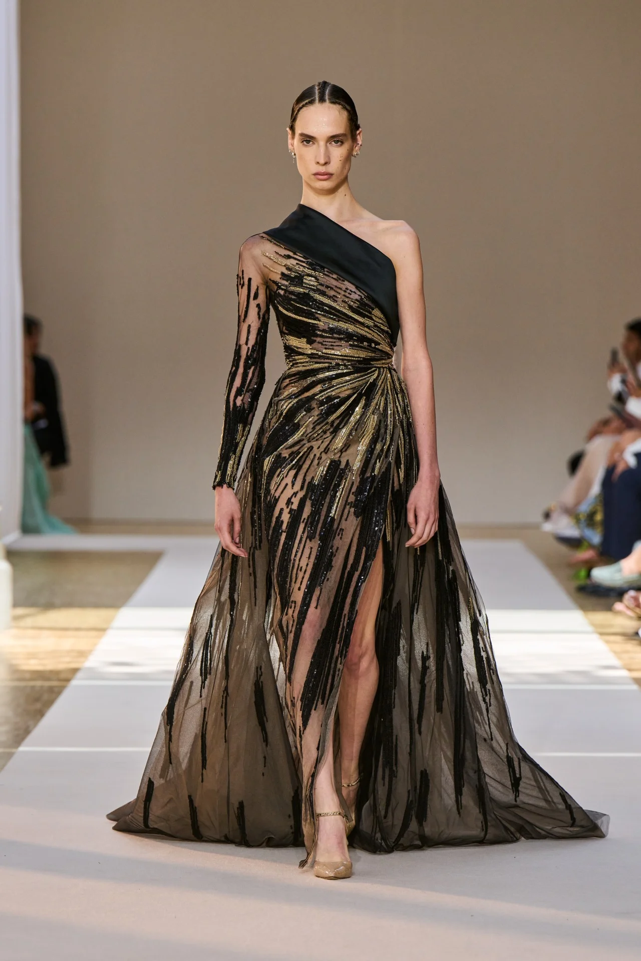 elie saab hc fw 2022 23 37