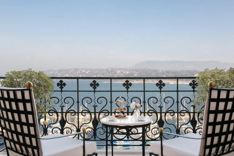 The Woodward Genève, un hôtel déjà mythique 2 twg prestige suite balcony