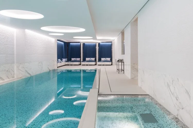 The Woodward Genève, un hôtel déjà mythique 7 twg swimming pool