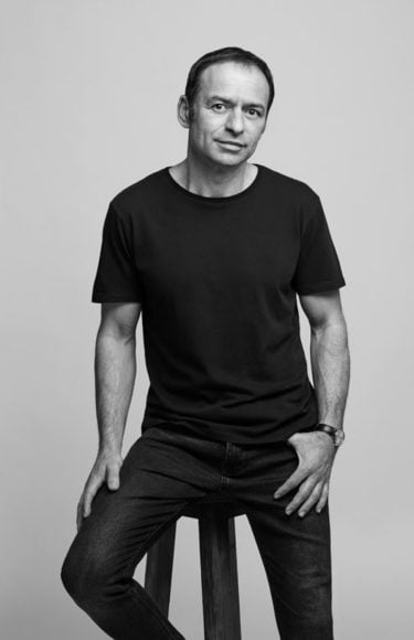 portrait costarellos 1