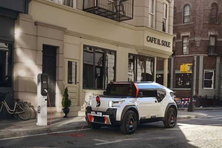 Avec Oli, Citroën s'engage dans une mobilité accessible, responsable et polyvalente 2 cl 22017001 recadre