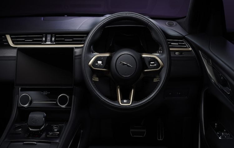 jag f pace 23my svredition1988 010622 04