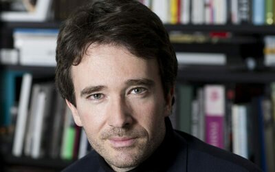 Luxe : Antoine Arnault nommé directeur général de la holding qui contrôle  LVMH