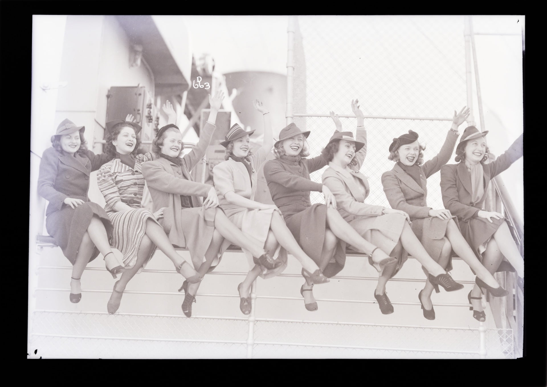 Les Dorchester Glamour Girls à bord du Queen Mary (1938) @Cunard