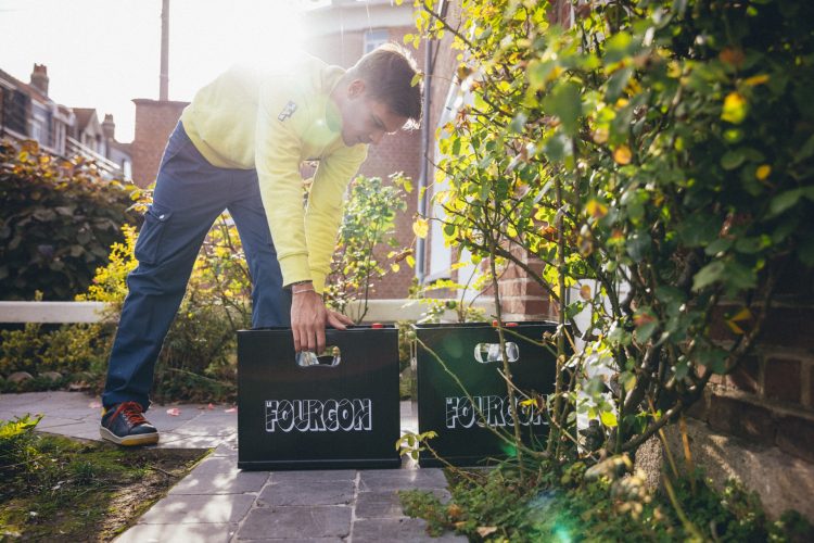 le fourgon livraison a domicile