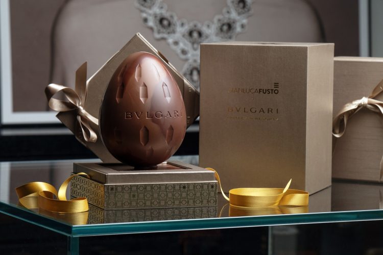 SELEZIONE DI PASQUA |  L’Italia ospite d’onore al Bvlgari Hotel Paris nell’ultima creazione del maestro cioccolatiere Gianluca Fusto