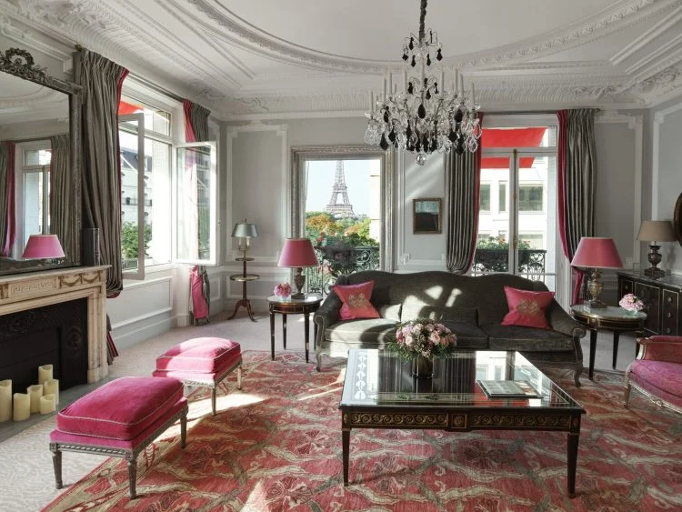 Le Plaza Athénée, 110 ans d’enchantement ! 2 1 1