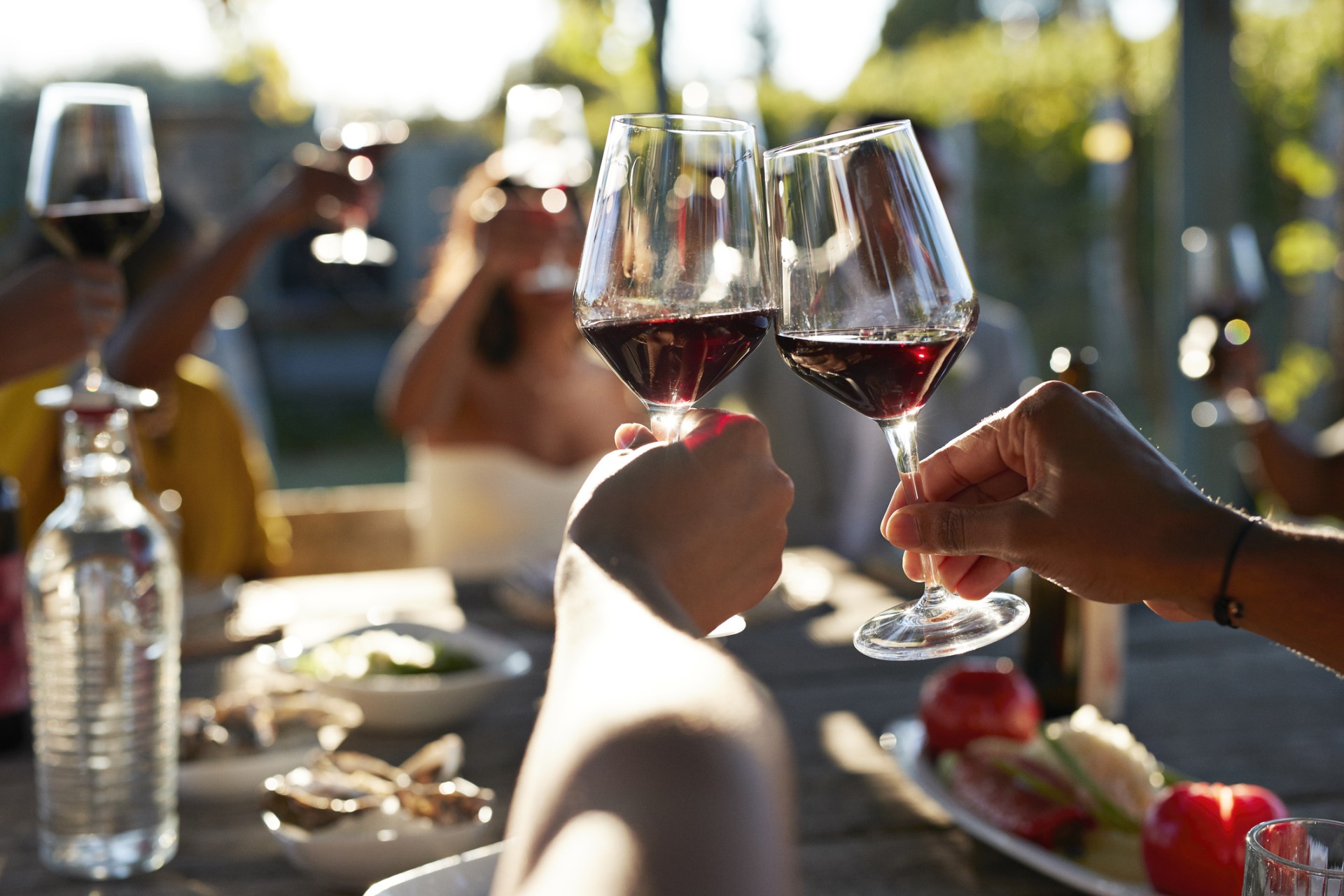 1 verre de vin rouge = 1 heure de sport. Pour vrai?