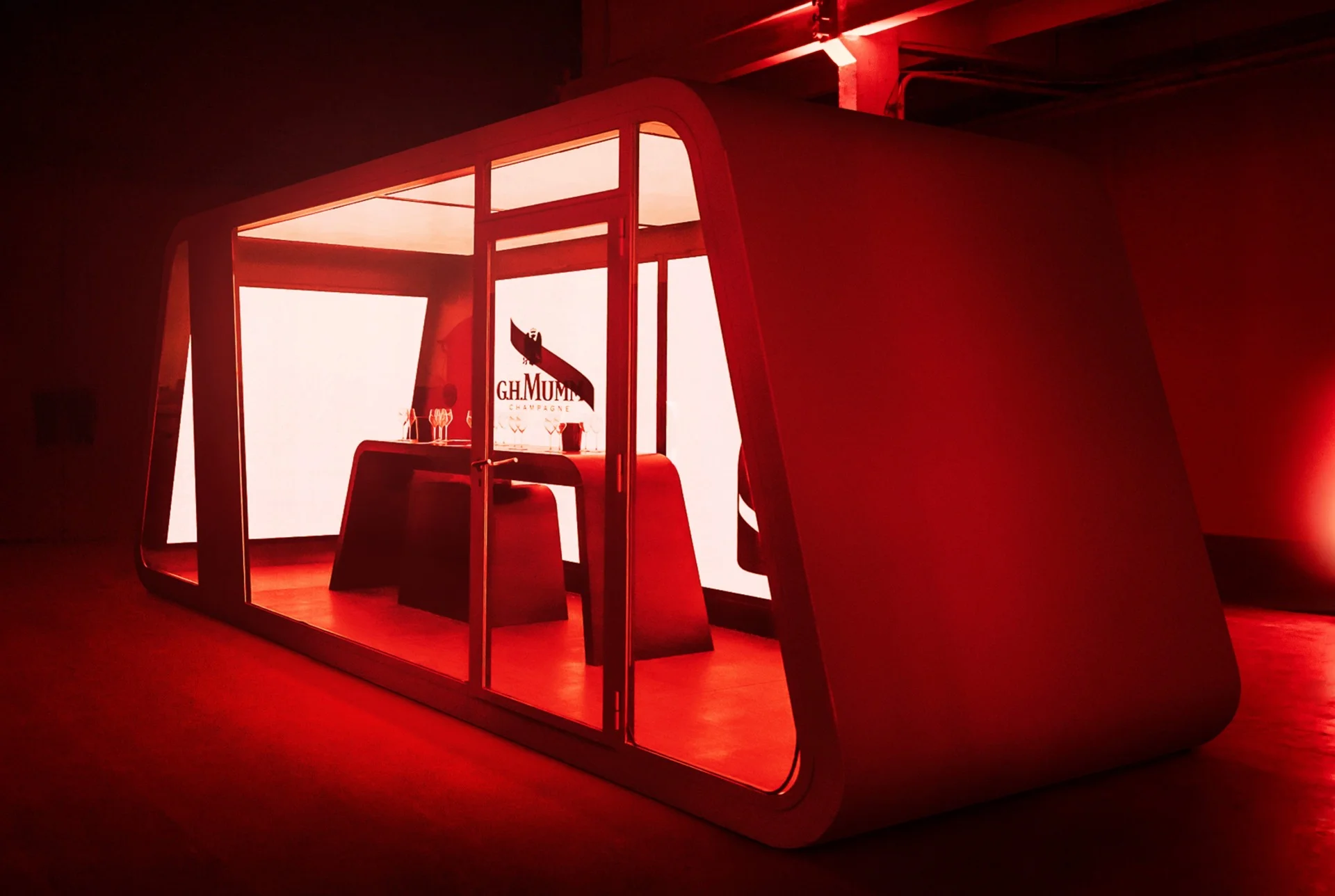 cabine mumm hor no logo