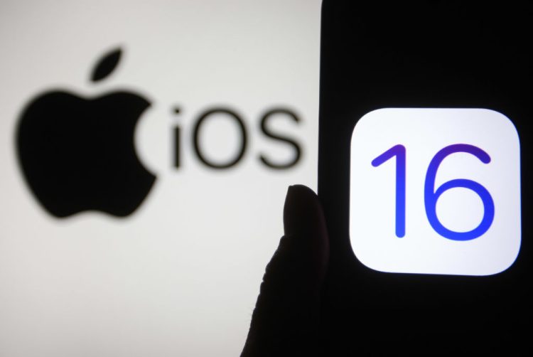 iOS 16