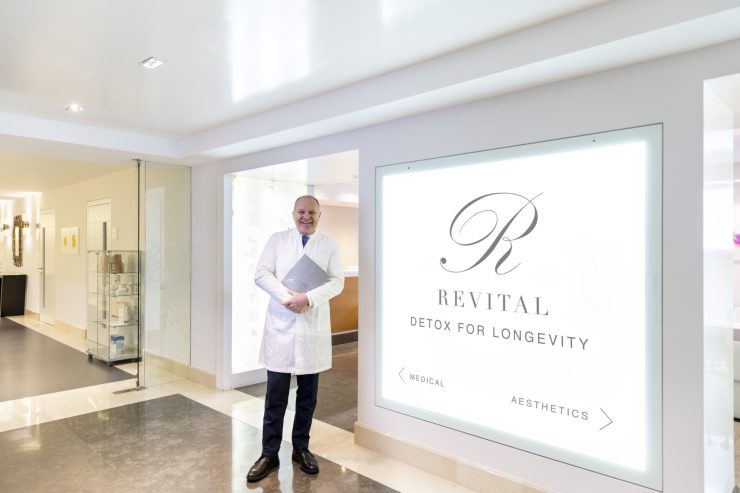 palace merano dr massimiliano mayrhofer directeur des cures revital du palace merano e1702766658525