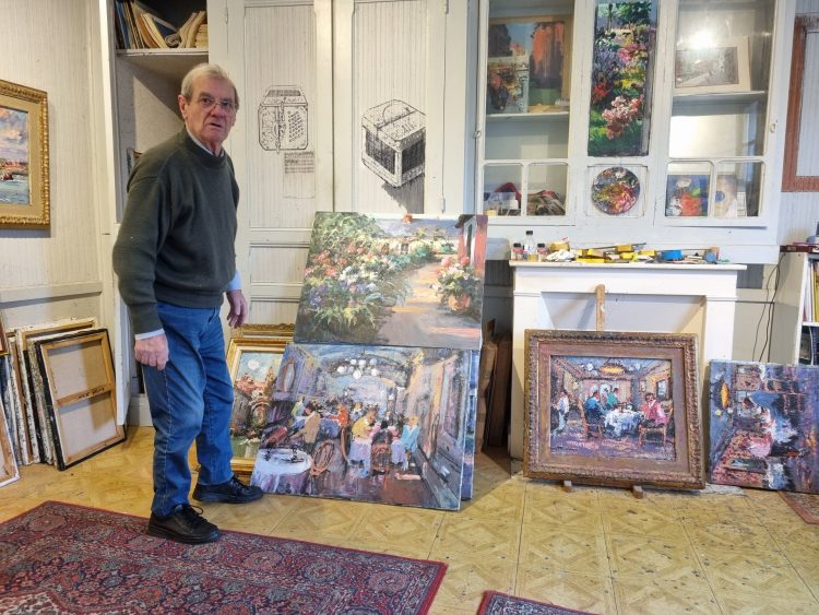 Georges Ferro-Lagrée dans son atelier à Evreux