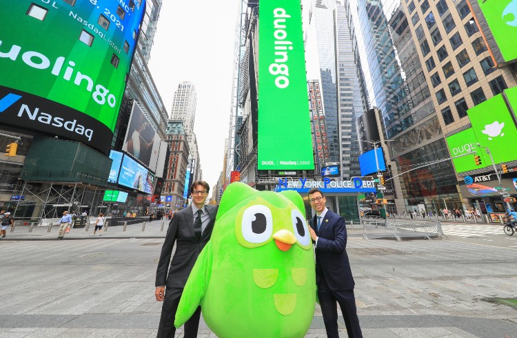 Luis von Ahn et Severin Hacker, cofondateurs - et respectivement CEO et CTO, lors de l’introduction à la Bourse de New-York a l’été 2021.