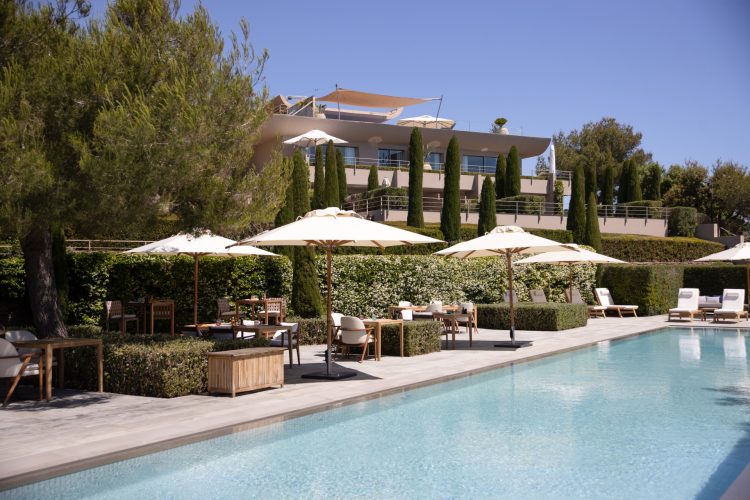 la reserve ramatuelle pool view gregoire gardette