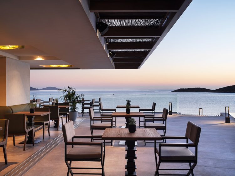 niko seasidemira restaurant xiii