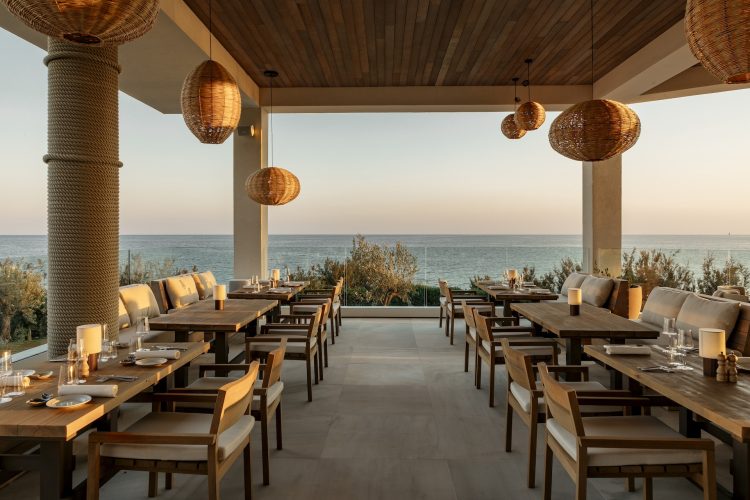 210granmeliavillaleblanc samarador restaurant