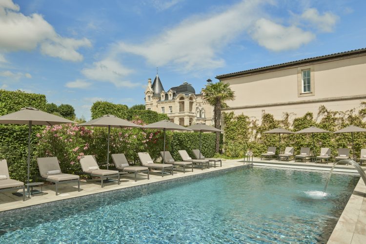 hotel grand barrail piscine 1