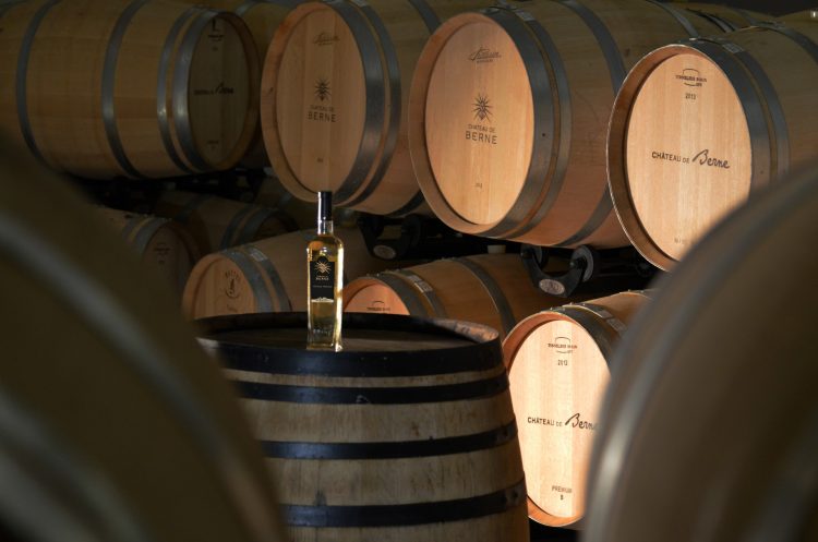 chateau de berne cave barriques