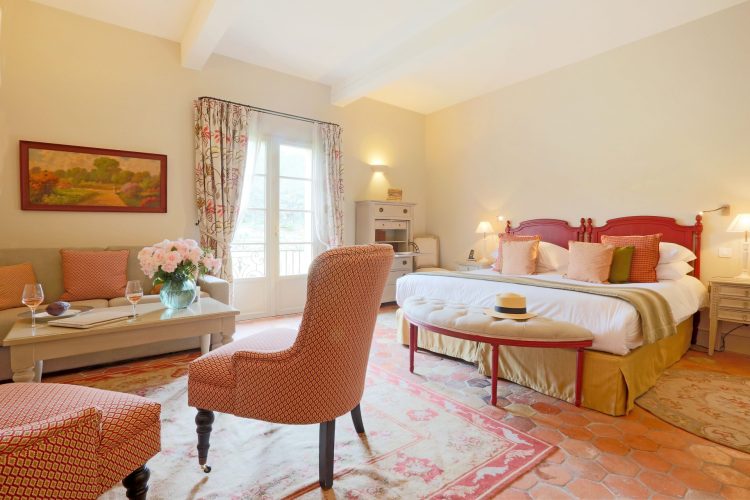 chateau de berne chambres classique cerise 12