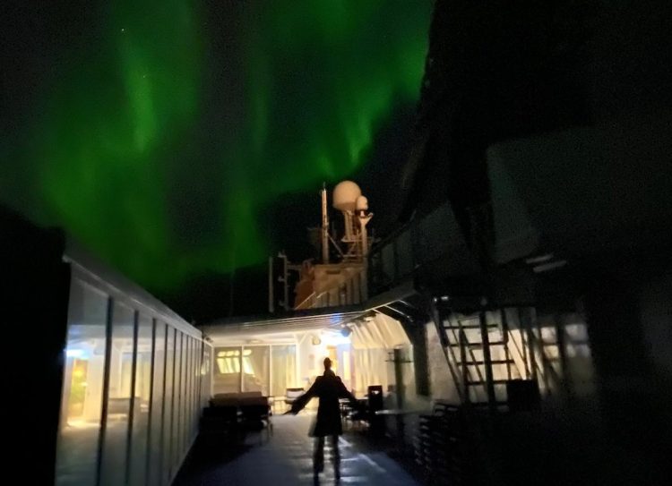 aurores boréales sur l'express côtier Hurtigruten
