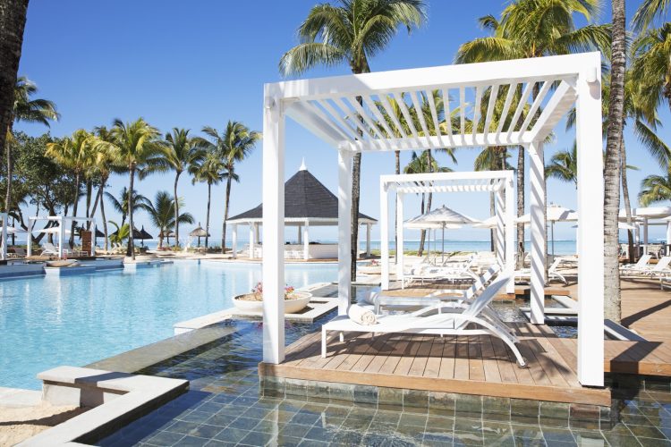 hlt general view pool 2