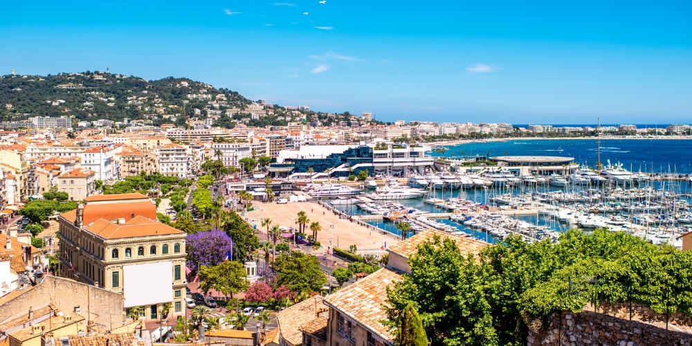 banniere 2025 06 02 fb cannes and connect