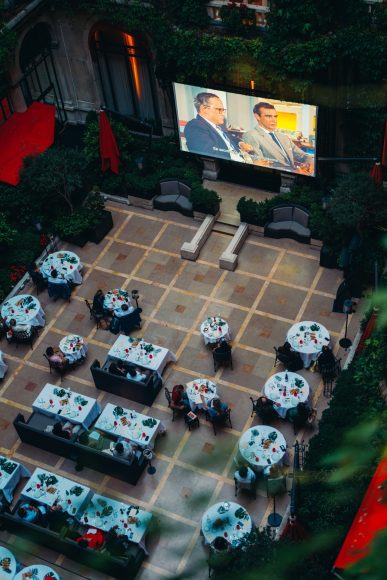 hotelplazaathenee plaza cinema club james bond dorchestercollection 11