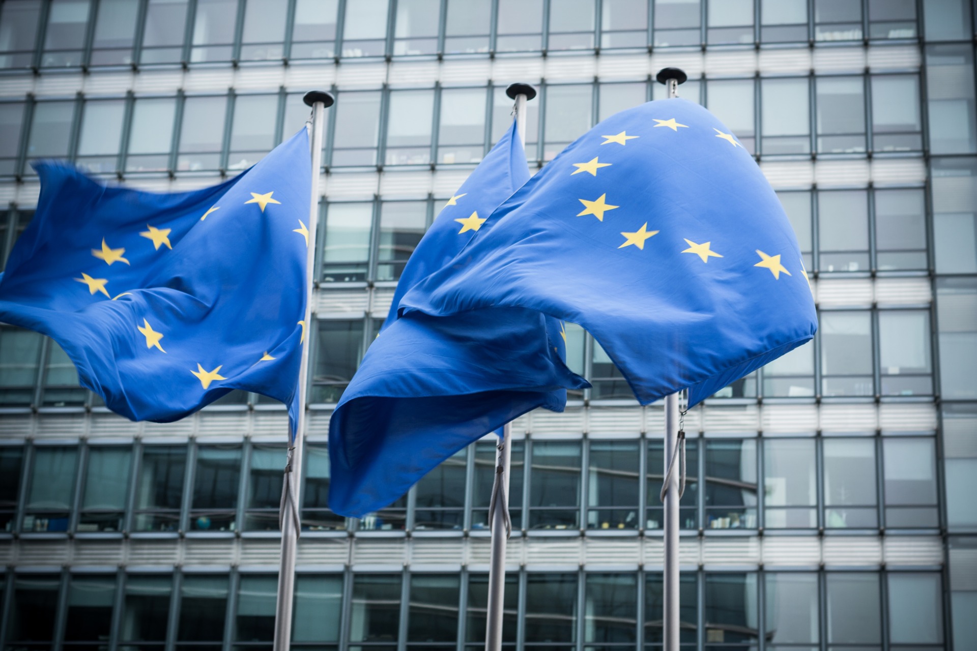 UE