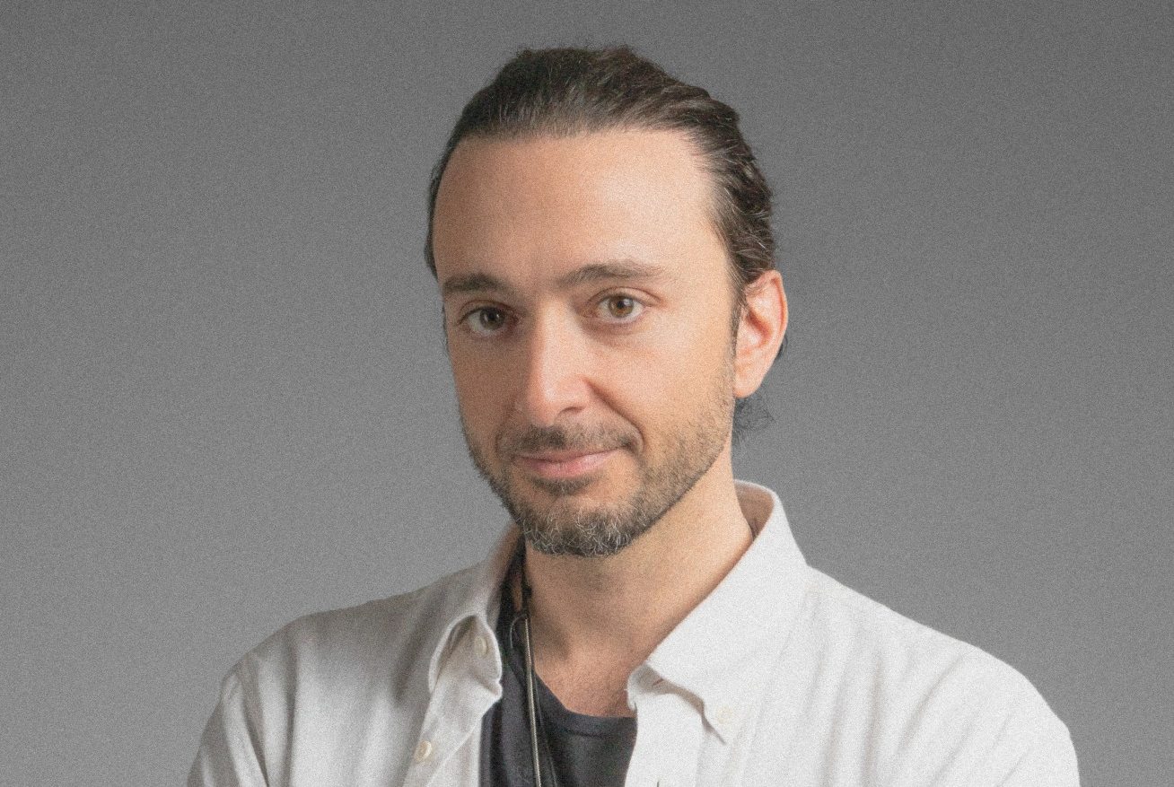 randhindi chiefexecutiveofficer headshot e1751046294646