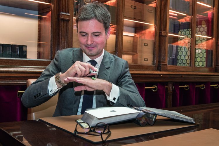 Passions de milliardaires | Timbrés de philatélie ! 4 samuel gautre