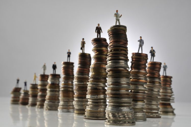 « Il ne devrait pas y avoir de milliardaire » : l’utilité des ultra-riches à nouveau questionnée aux États-Unis
