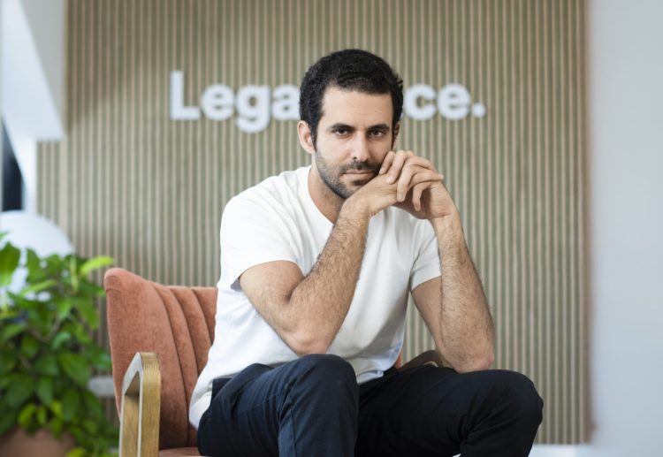 Racem Flazi, co-fondateur et CEO de LegalPlace / Crédits : Thomas Gogny