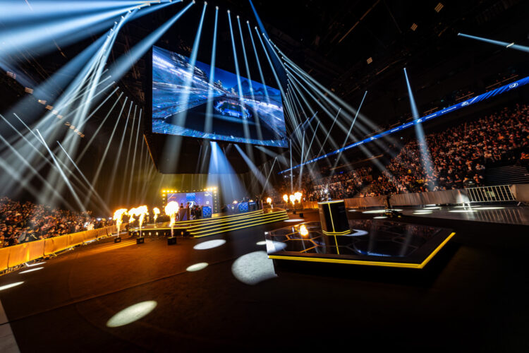 Finales mondiales de Rocket League organisé par BLAST à Lyon du 12 au 14 septembre / @konkolmichal